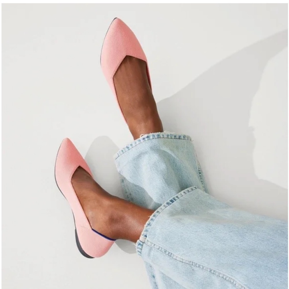 NEW - Rothy's Pink Pointed-Toe Knit Flats with Blue Heel Trim - Picture 2 of 9